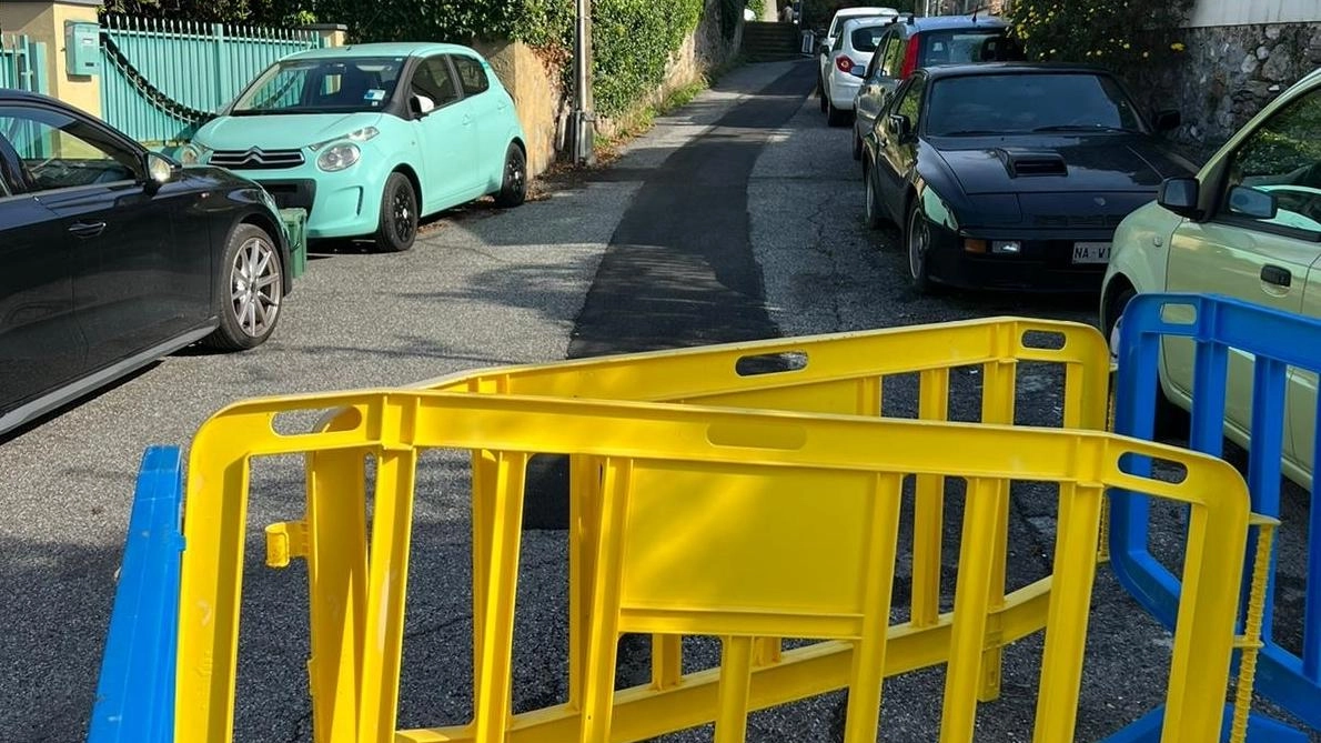 Via Cervara pericolosa : "Disagi per la primaria. La strada va riparata"