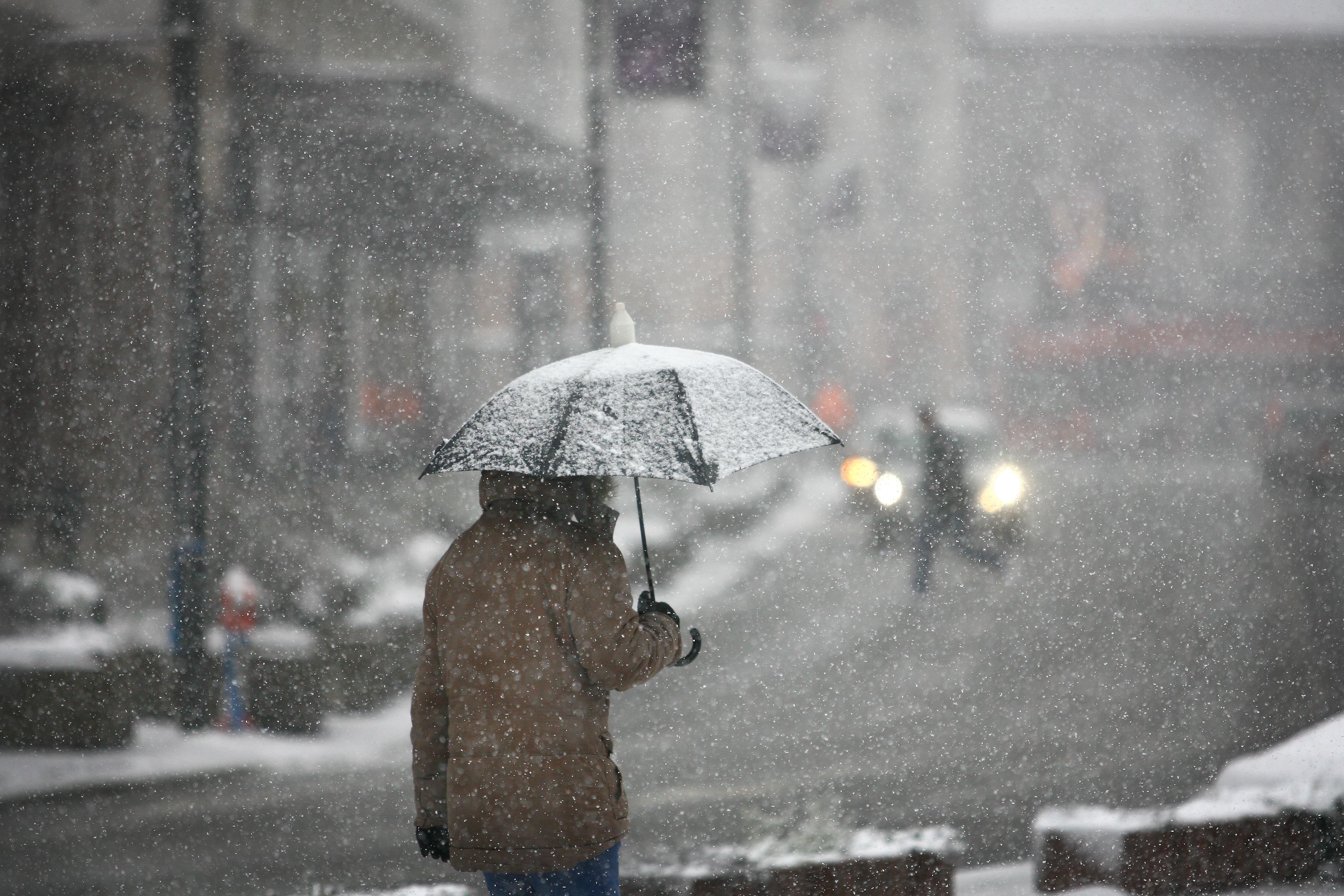 Fiocchi bianchi sulla Toscana a quote basse: meteo, dove potrebbe nevicare