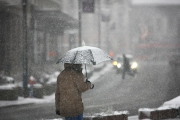 Fiocchi bianchi sulla Toscana a quote basse: meteo, dove potrebbe nevicare