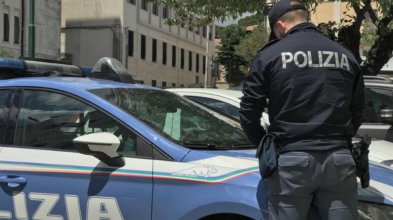 Sarzana, il corpo senza vita di un minorenne ritrovato in un cantiere