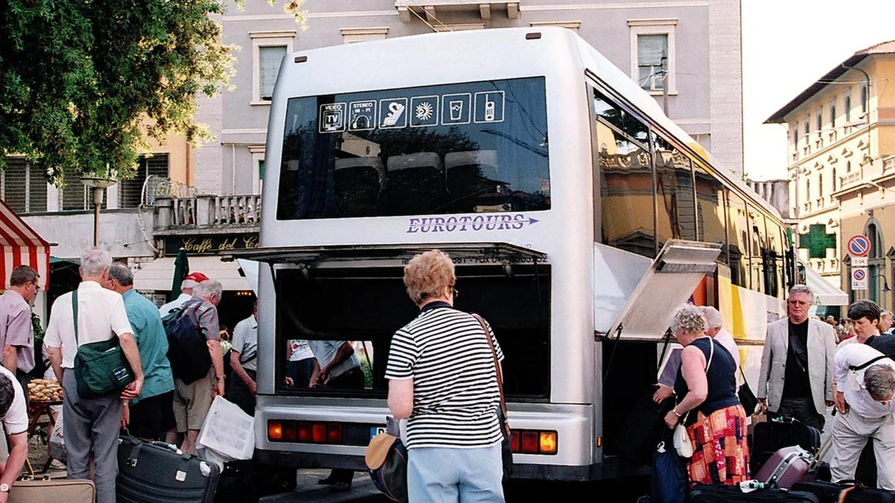 Un bus turistico (Foto di repertorio)