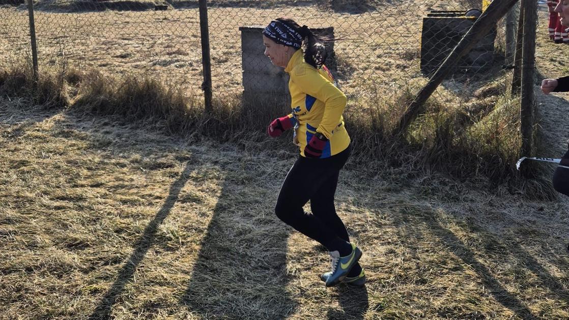 Imbenia, super maratoneta a 80 anni: “Ogni mattina mi alleno. Quando mi fermerò? Finché posso, corro”