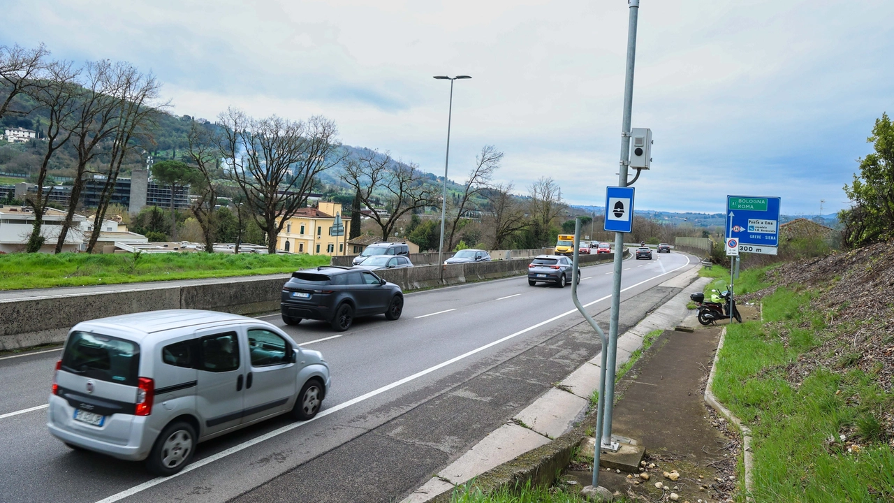 Firenze, i due velocar del viadotto Marco Polo (Giuseppe Cabras/New Press Photo)