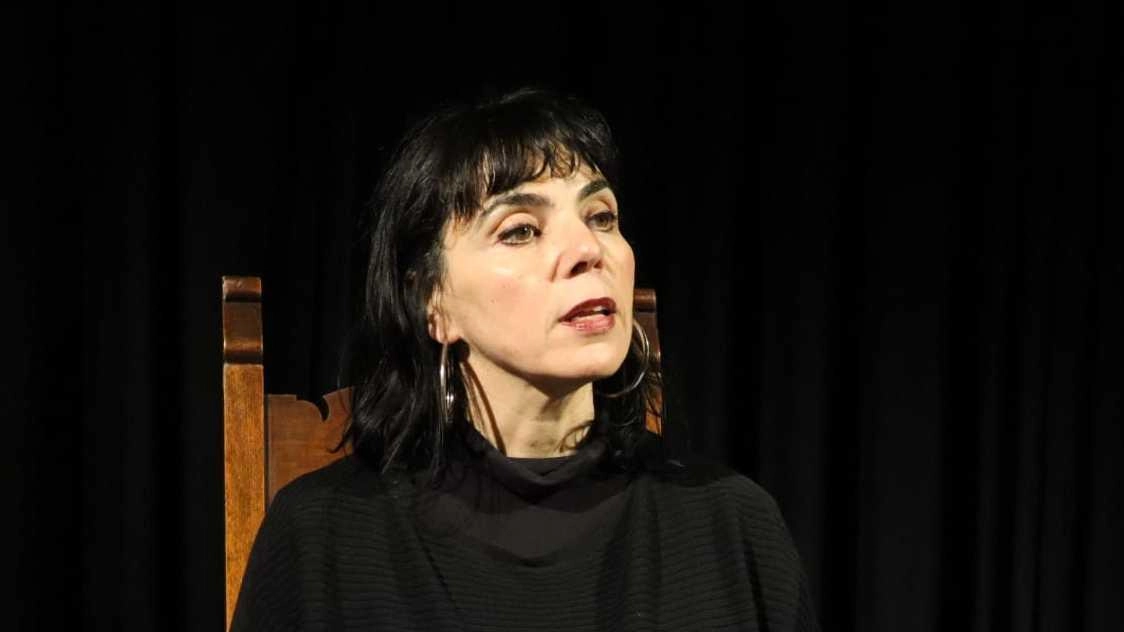 L’attrice di Oranona teatro, Simona Lazzerrini, leggerà la prima novella di domani sera: un appuntamento davvero imperdibile