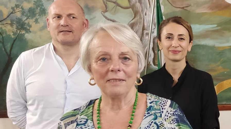 Franca Conforti, 75 anni, è una delle ultime eredi dell’arte del ricamo a punto Tavarnelle. Oggi tramanda il suo sapere nei corsi organizzati da Comune e Chiantiform