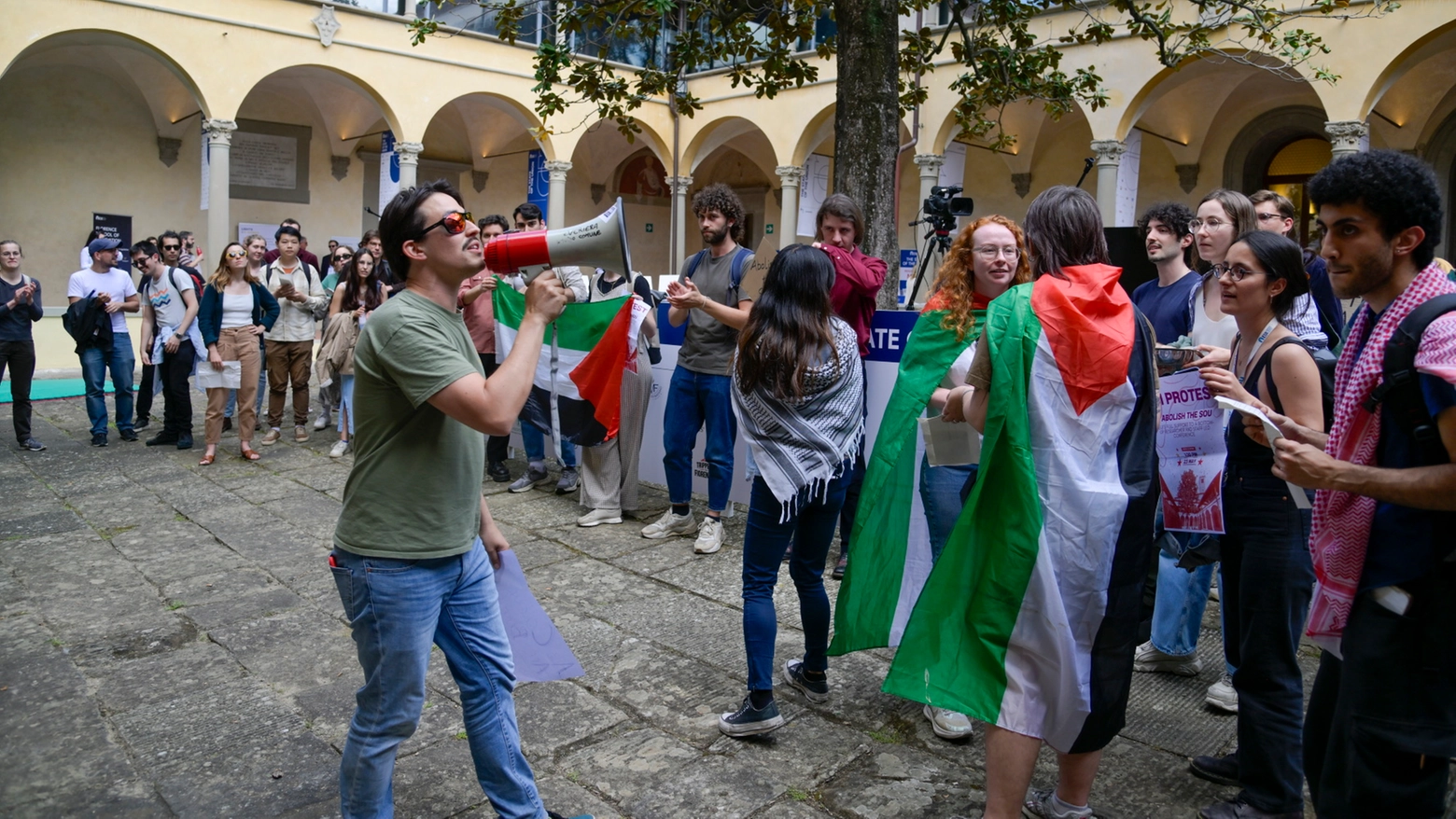 La protesta degli studenti (foto Germogli)