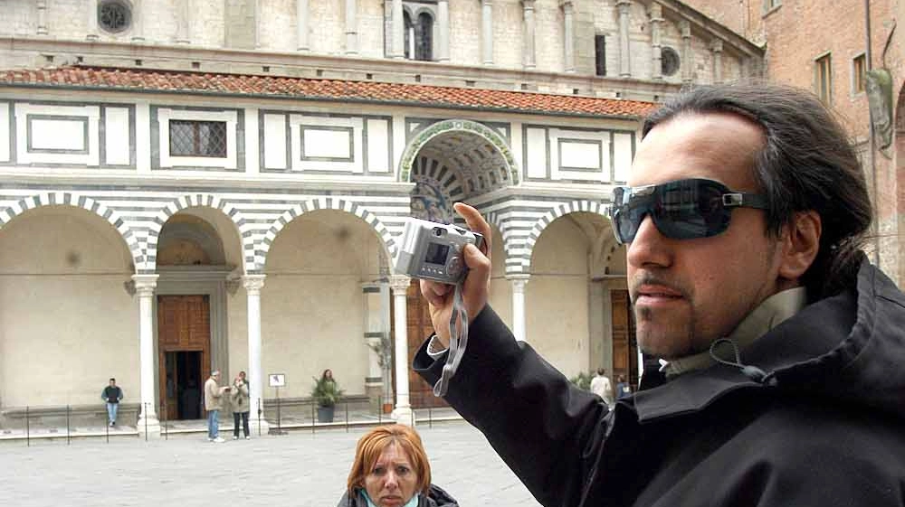 Turisti in piazza a Pistoia (foto d’archivio)