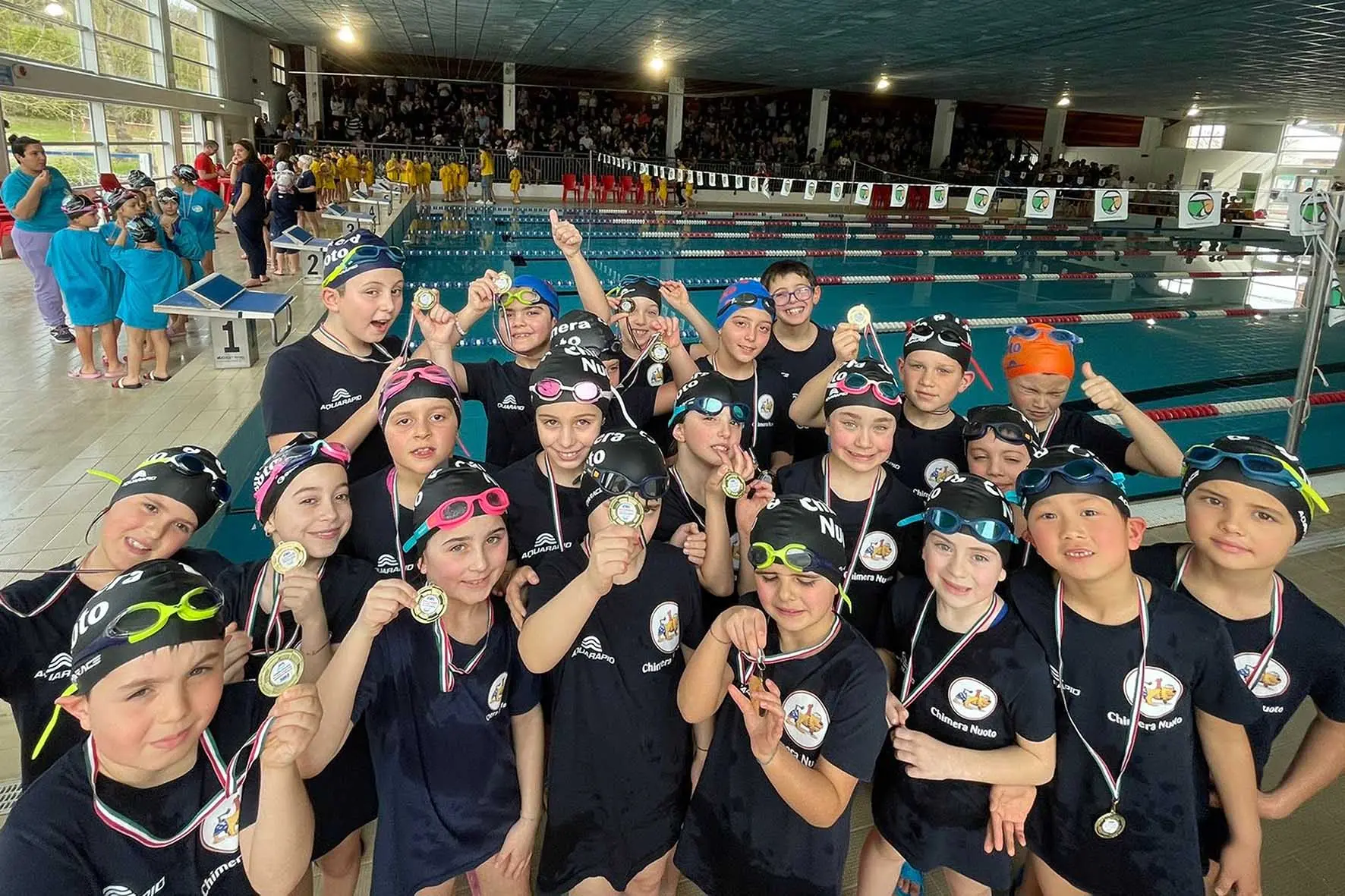 Trentotto medaglie per il debutto della Chimera Nuoto nei campionati preagonistici Propaganda