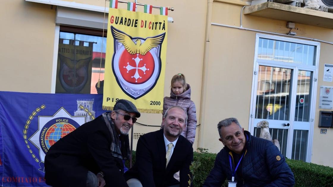 Guardie di città, piantate due querce contro la violenza sulle donne