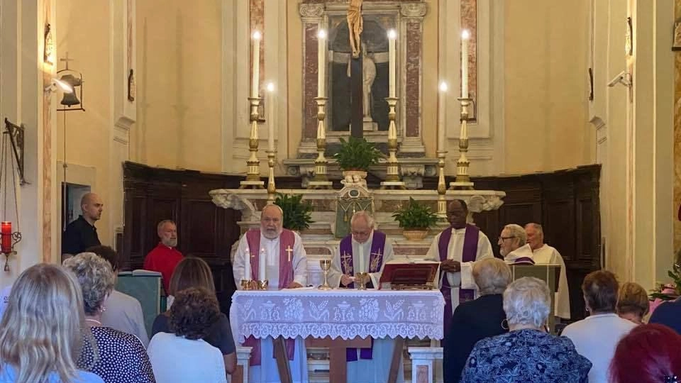 Messa in ricordo di padre Remaggi celebrata da sei frati cappuccini