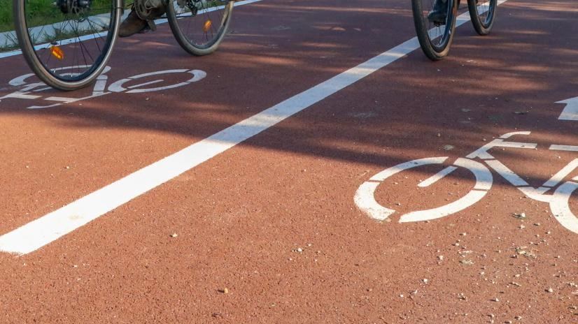 Una pista ciclabile. (foto di repertorio)