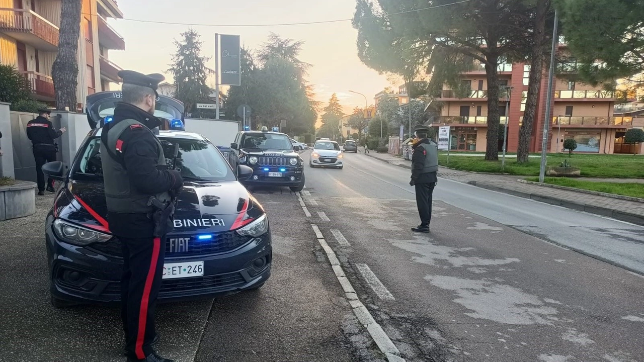 L'episodio è stato denunciato ai Carabinieri