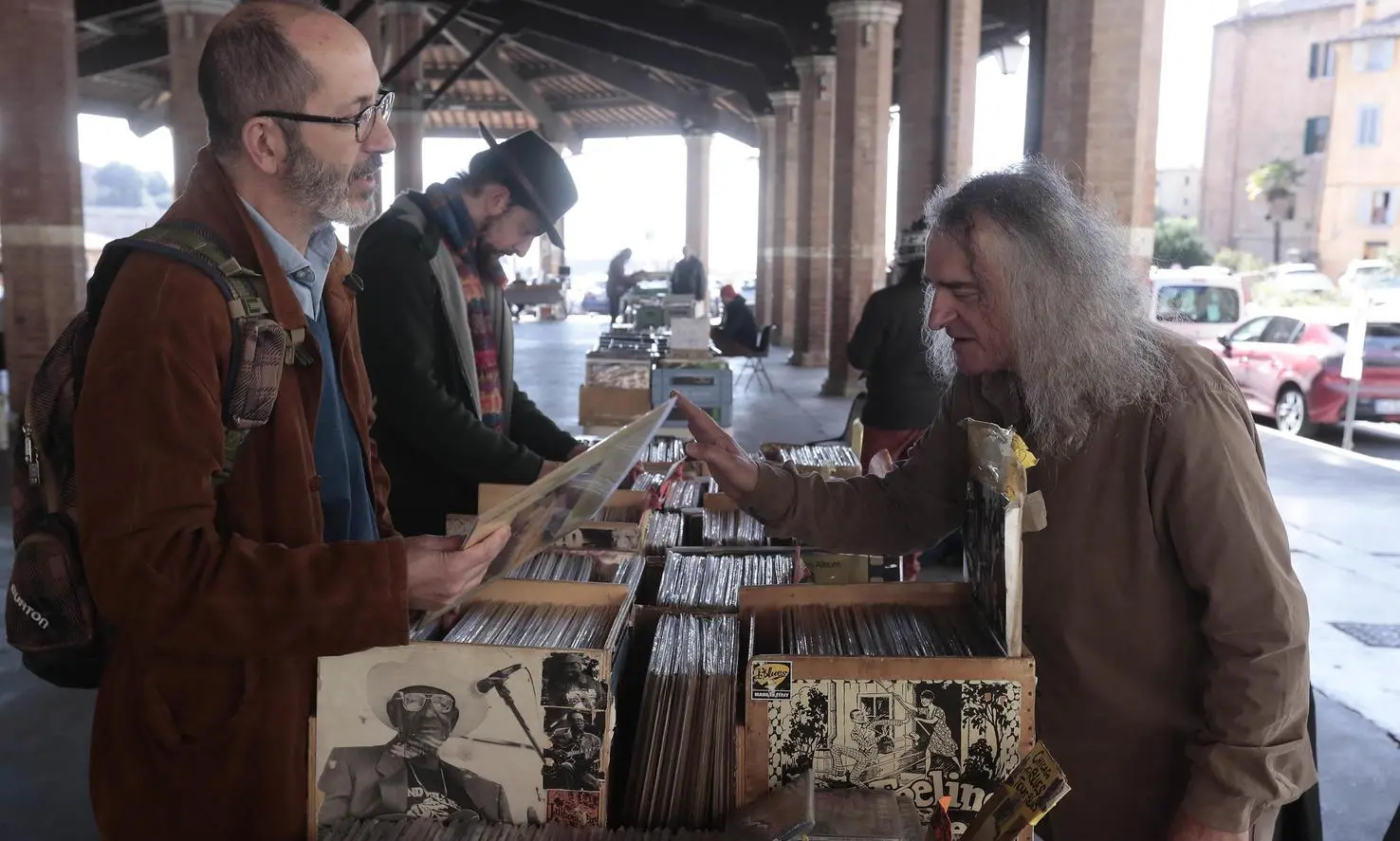 Siena capitale del vintage. Mostra mercato del disco, ma anche l’opzione Festival