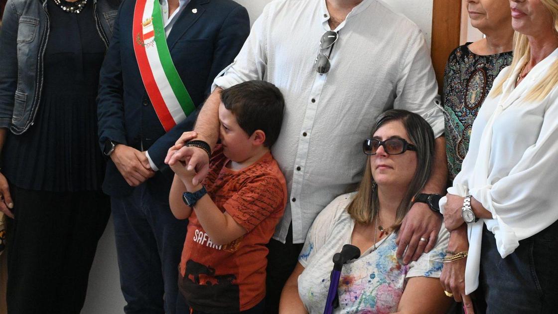 A scuola anche per Mattia. Targa dedicata a Nozzano