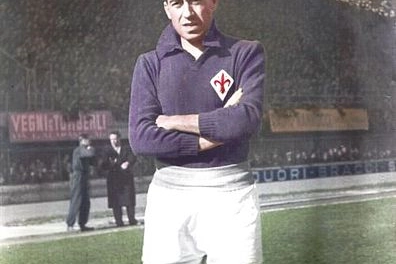 Romeo Menti in maglia viola