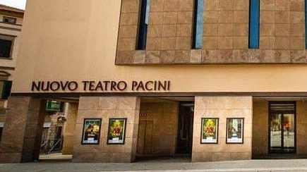 Il celebre teatro Pacini (foto. Fb)