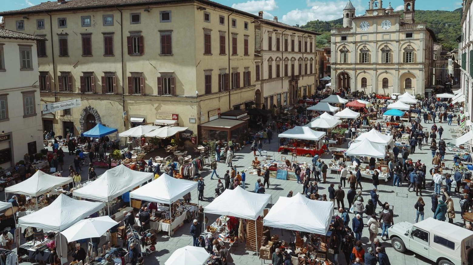 In città il primo assaggio d’estate. Fine settimana con lo ’street food’