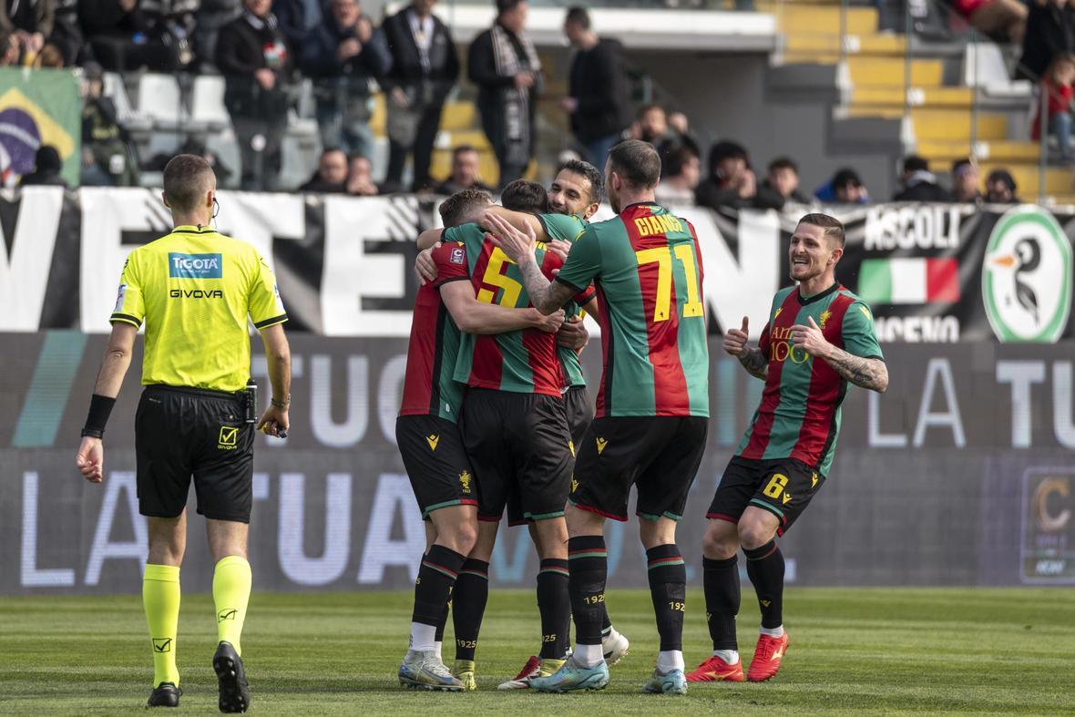 Troppa Ternana per questo Ascoli. Netta vittoria delle Fere in trasferta