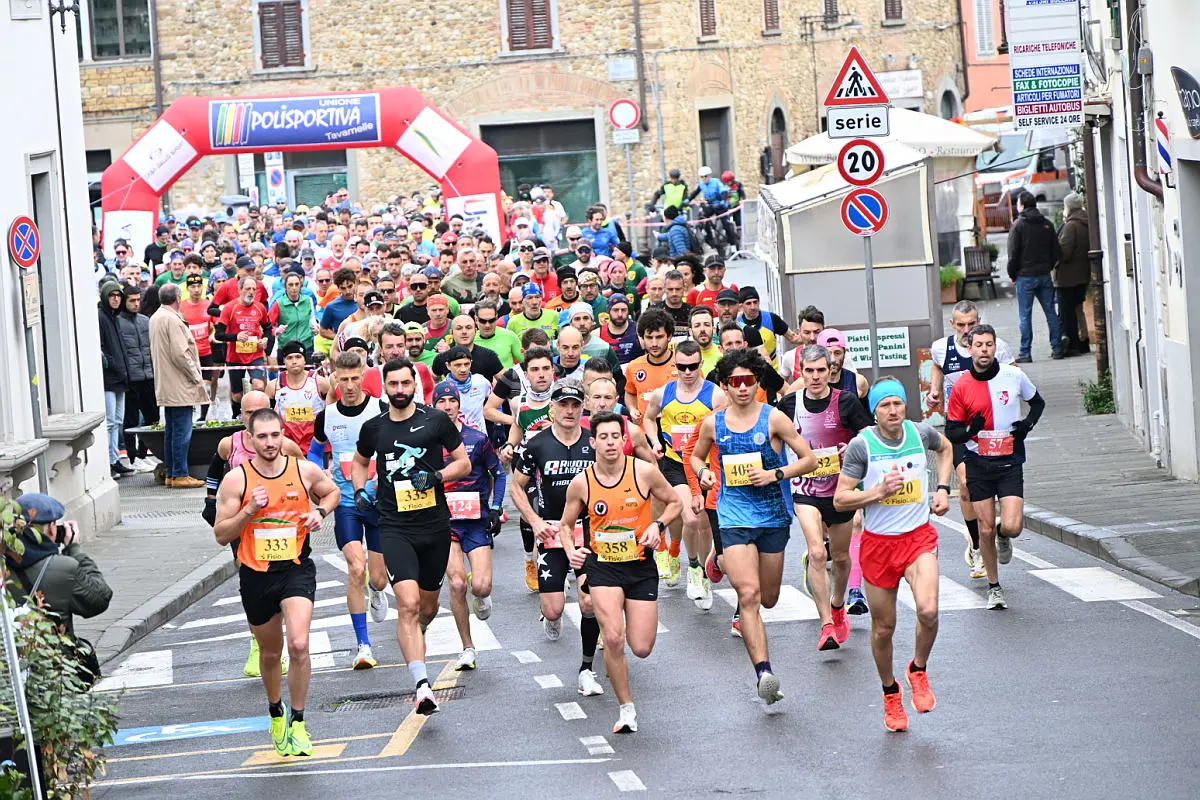 Maratonina di Tavarnelle, foto e classifica della 42esima edizione