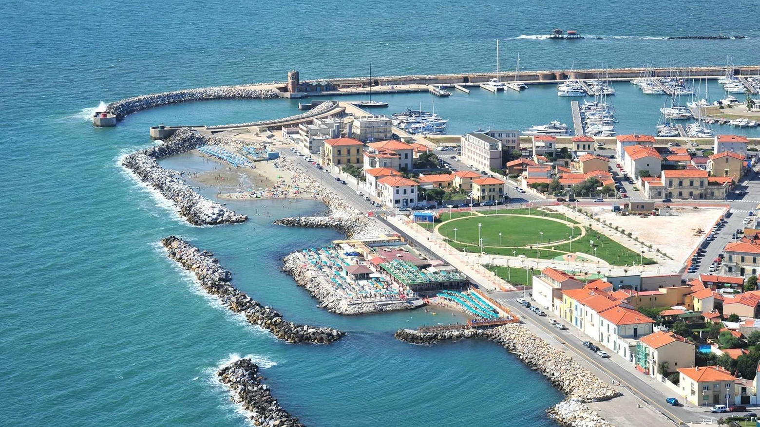 Il giorno di Piazza Viviani. Marina in festa fino a sera