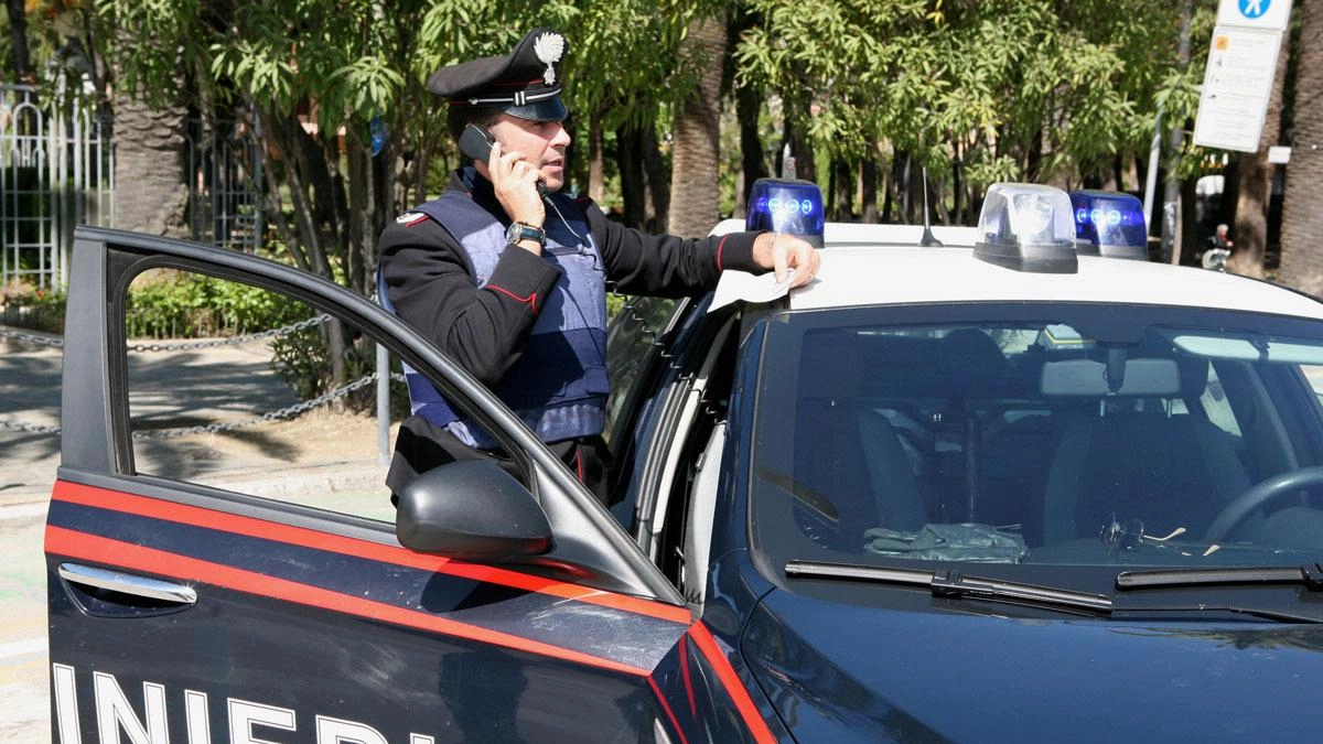 I carabinieri hanno intensificato il pattugliamento nelle zone del centro, ad Avenza e sul litorale per le frequenti risse che turbano l’ordine pubblico