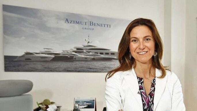 Azimut Benetti si conferma leader mondiale nei mega yacht, con innovazioni per ridurre le emissioni e una forte crescita nel Global Order Book 2025.