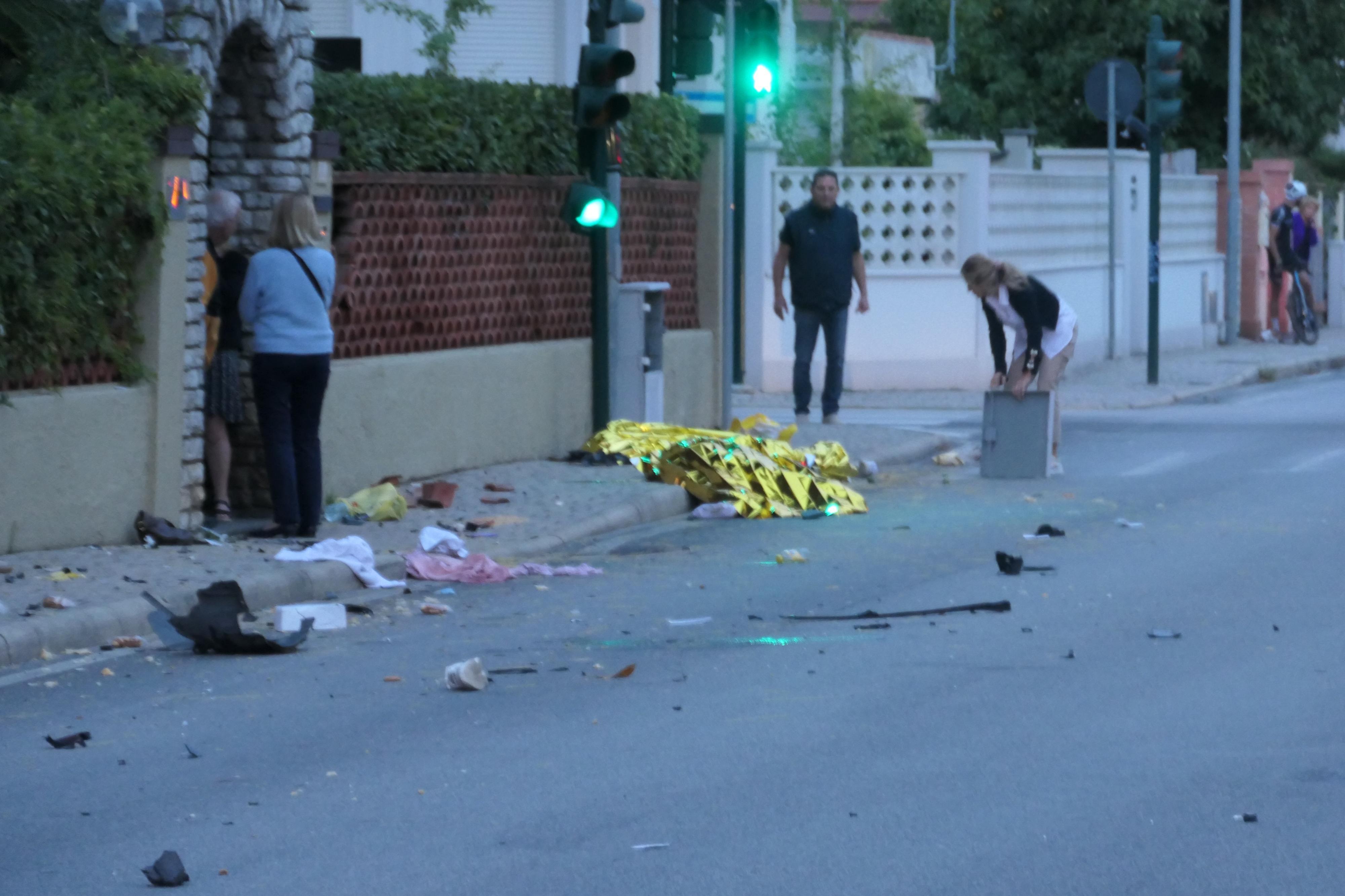 Lido di Camaiore, un boato terribile. “Auto lanciata sui passanti, abbiamo pensato a un attentato”