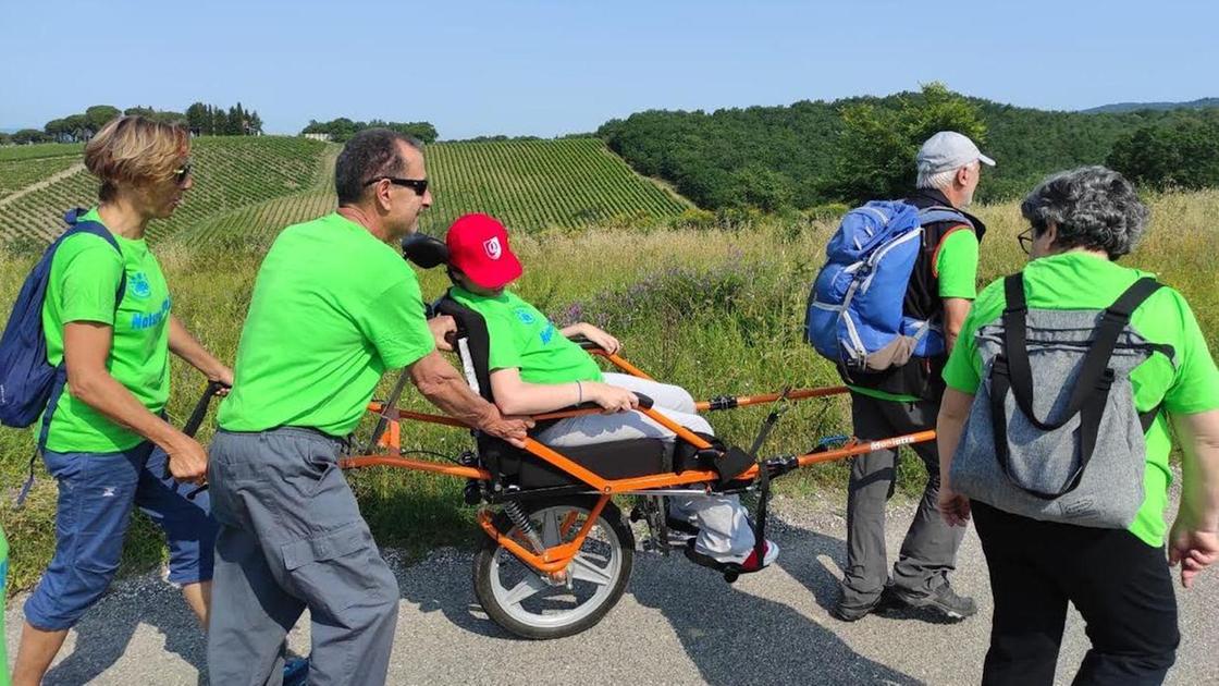 Al via ’Se mi aiuti... vengo anch’io!’: raccolta fondi per la Joëlette