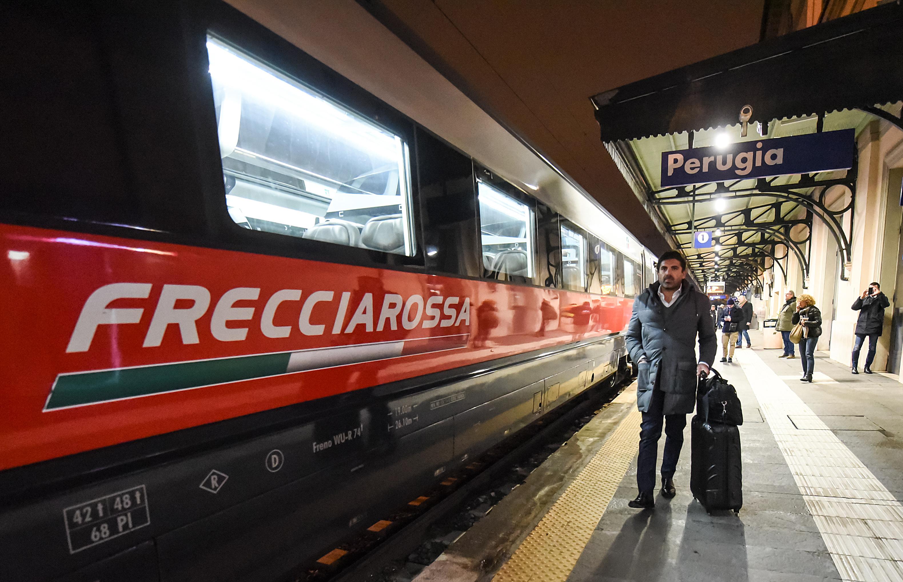 Trenitalia, i nuovi orari. Confermati i Frecciarossa tra Perugia e Milano