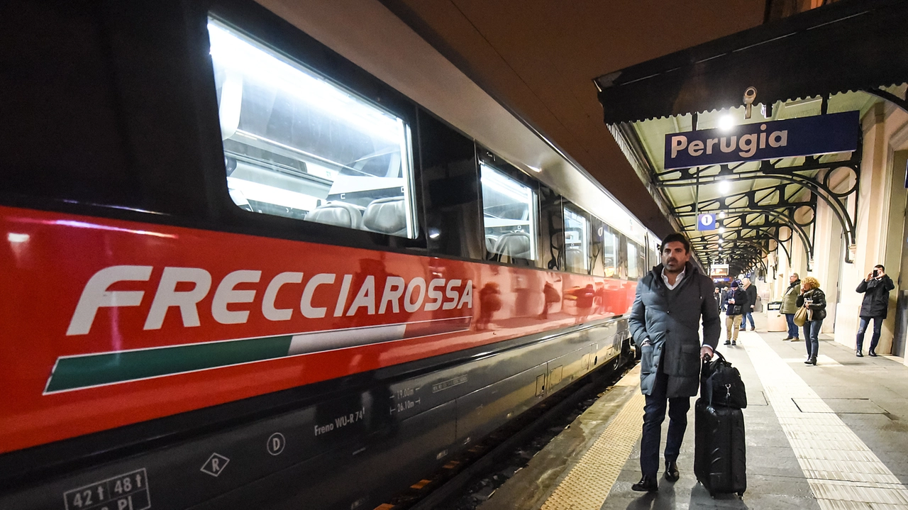 Sono confermati gli Intercity tra Perugia-Ancona-Roma; i due Frecciarossa tra Perugia e Milano/Torino e i Frecciargento