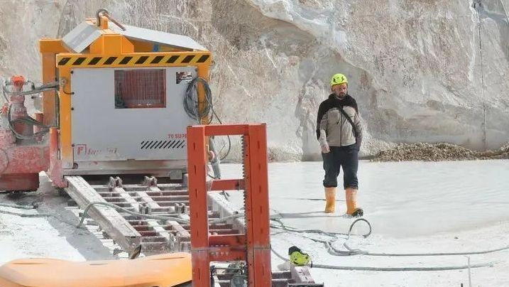 Anche il lapideo lamenta tra gli addetti una carenza di ricambio generazionale