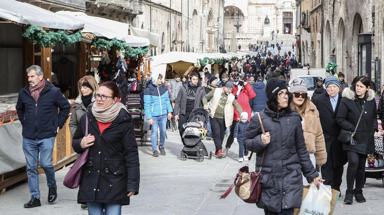 Chi è il visitatore tipo di Perugia a Natale? Lo svela la piattaforma Cities di Confcommercio. Si scopre così che,...