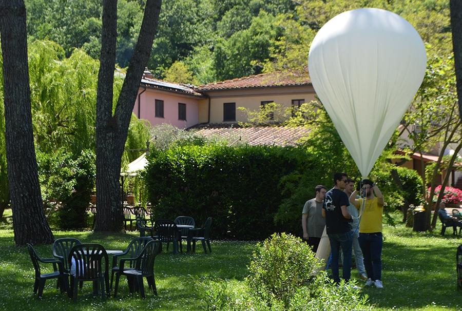 La Toscana vista dalla stratosfera con il pallone sonda dell’Università