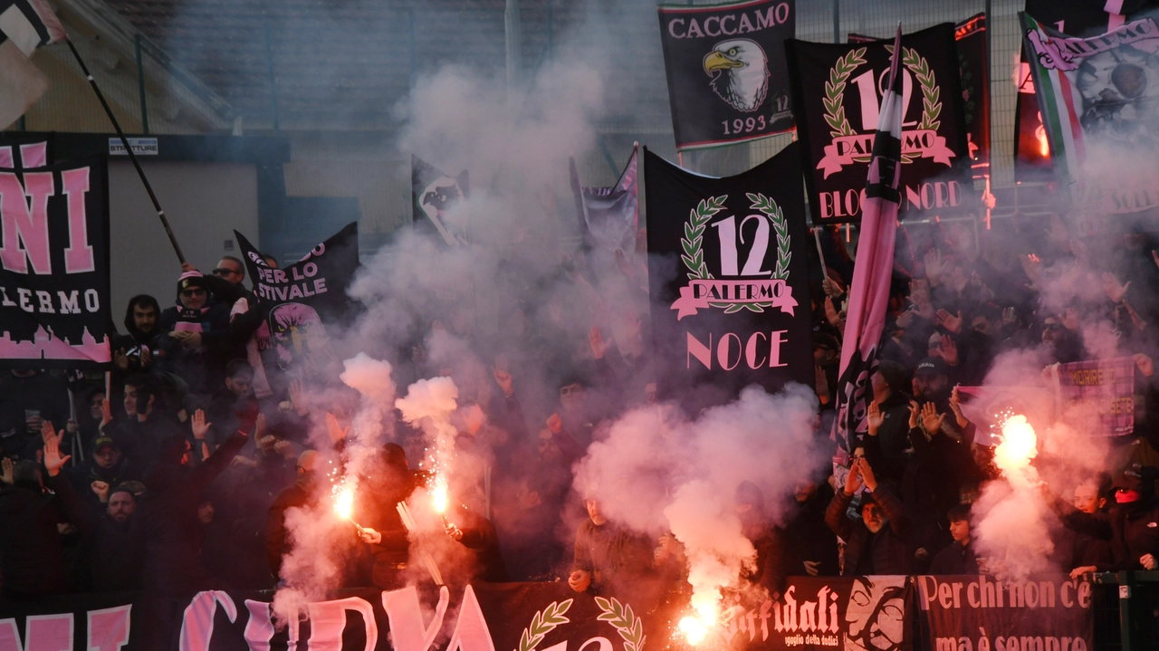 La denuncia del papà di un ragazzo disabile e il video impietoso dei tifosi del Palermo per il degrado dello Stadio dei Marmi di Carrara