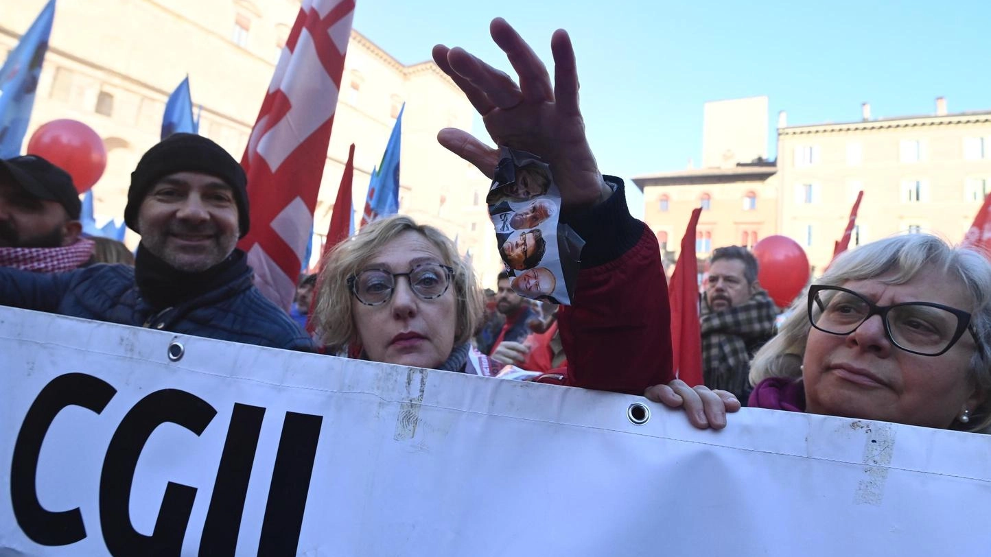 Cgil e Uil in sciopero . Le assemblee in vista del 29 novembre