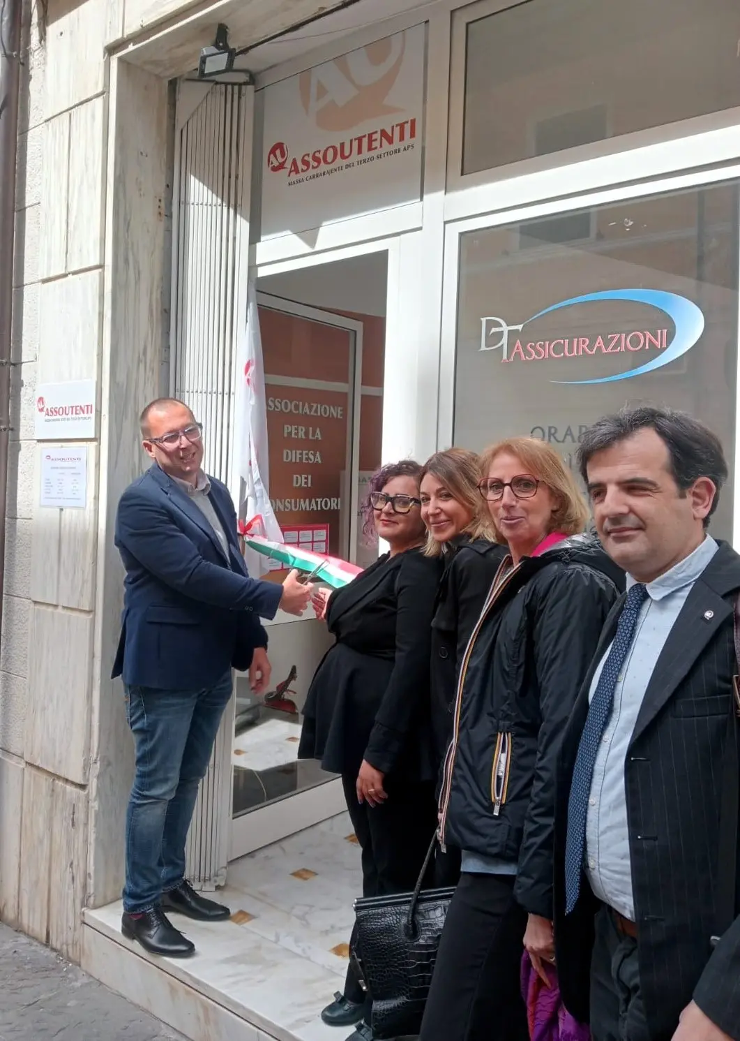 Inaugurata la sede provinciale Assoutenti Massa-Carrara