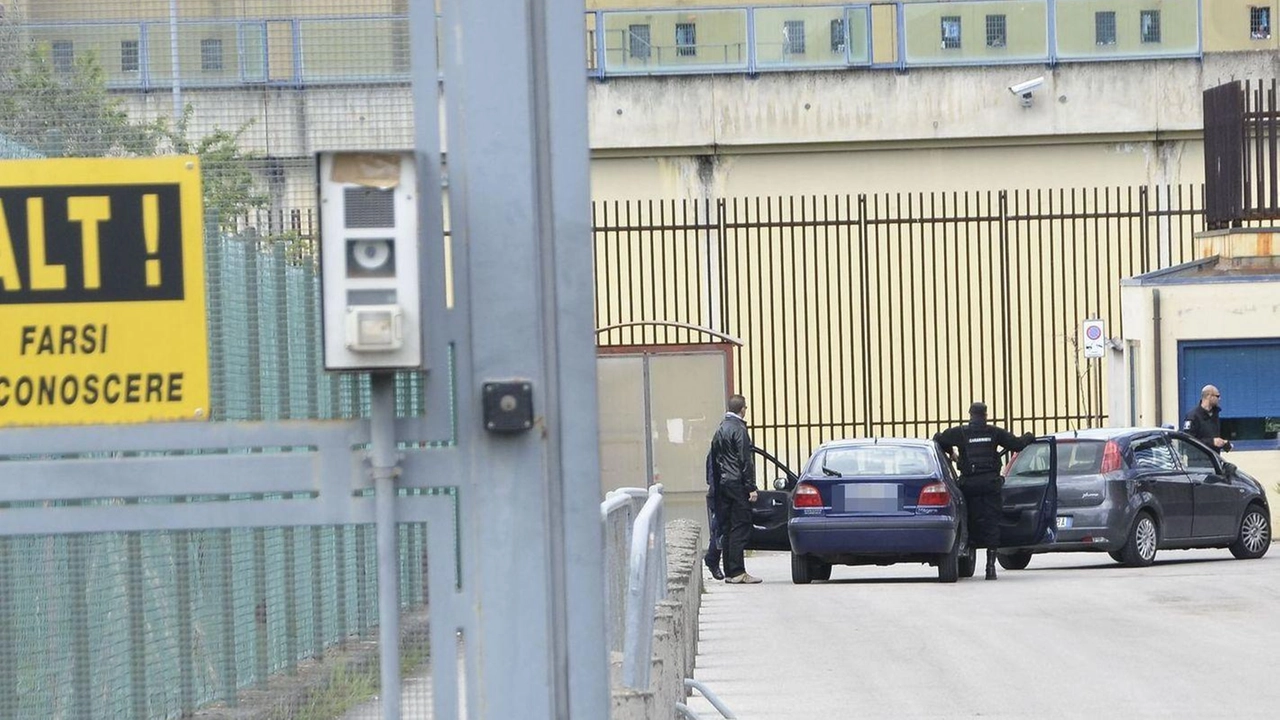 L’ingresso della Dogaia dove ieri si p consumata l’ennesima tragedia: un detenuto si è tolto la vita con il. gas Foto Attalmi