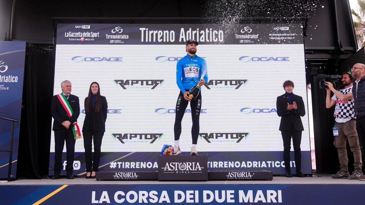 Ganna si è aggiudicato la prima tappa a cronometro della sessantesima edizione della Tirreno-Adriatico, oggi l’arrivo a Follonica, con una tappa pianeggiante e arrivo in volata