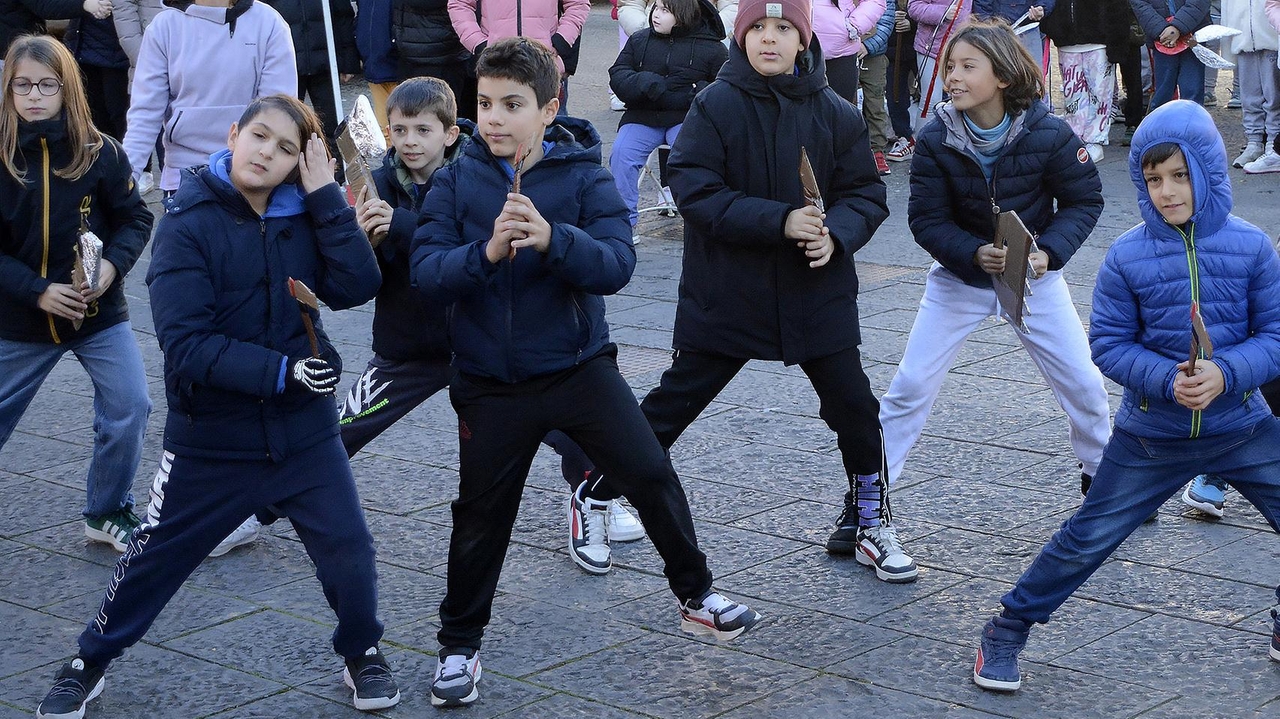 Il presepe vivente dei bambini del paese. Si rinnova il fascino di "Istialemme"