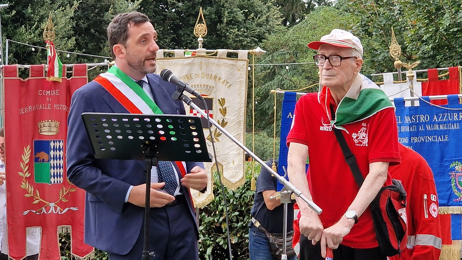 Gli interventi del sindaco di Pistoia Alessandro Tomasi e dello storico esponente dell’Anpi Renzo Corsini (foto Castellani)