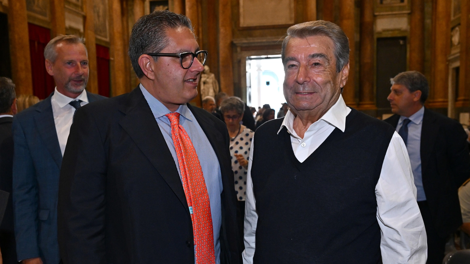 Il governatore ligure Giovanni Toti e l'imprenditore Aldo Spinelli (Ansa)