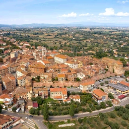 Foiano della Chiana: Successo degli Eventi Natalizi e avvio dei Preparativi per il 486° Carnevale