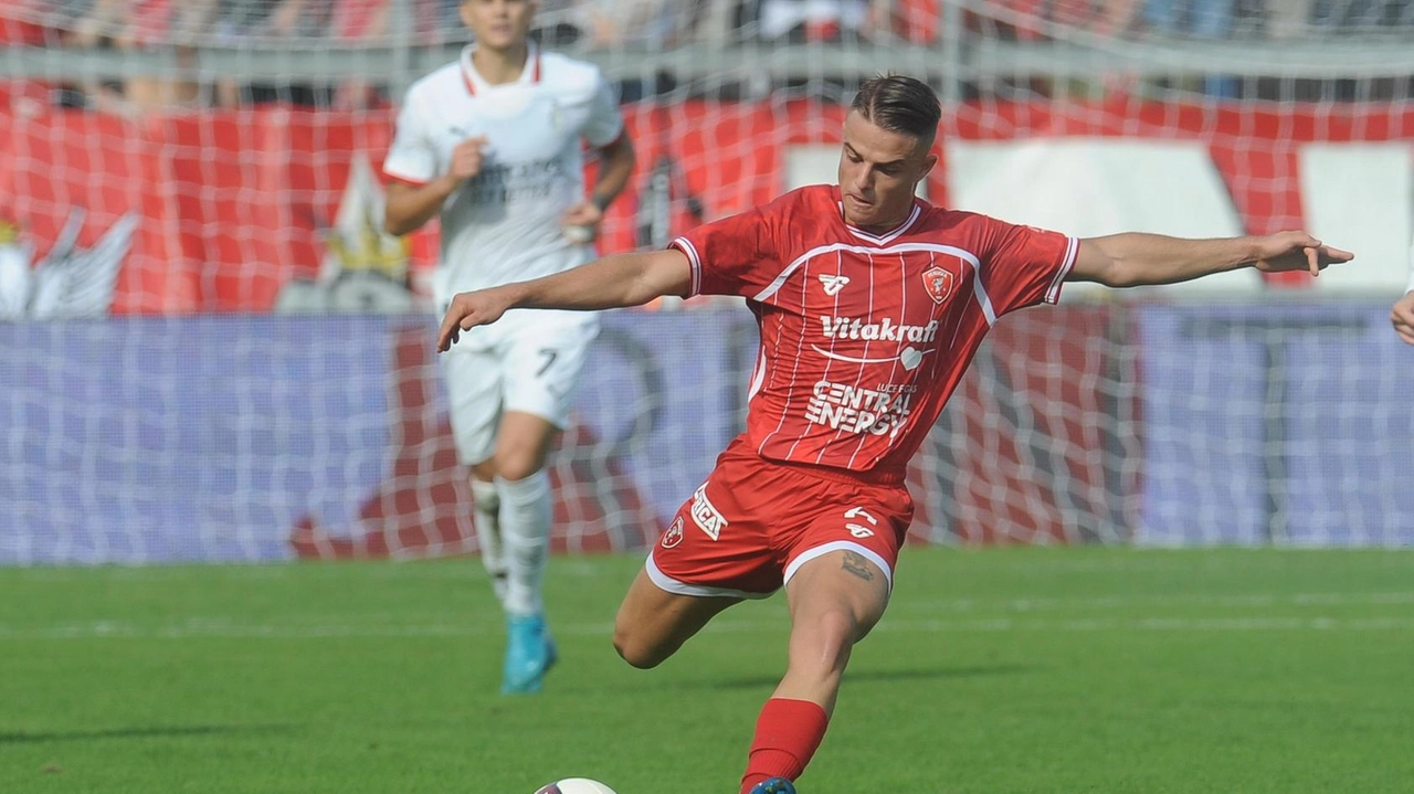 Il nuovo allenatore Lamberto Zauli porta freschezza al Perugia, ma deve affrontare emergenza difesa. Scelte tattiche in vista del match contro il Legnago.