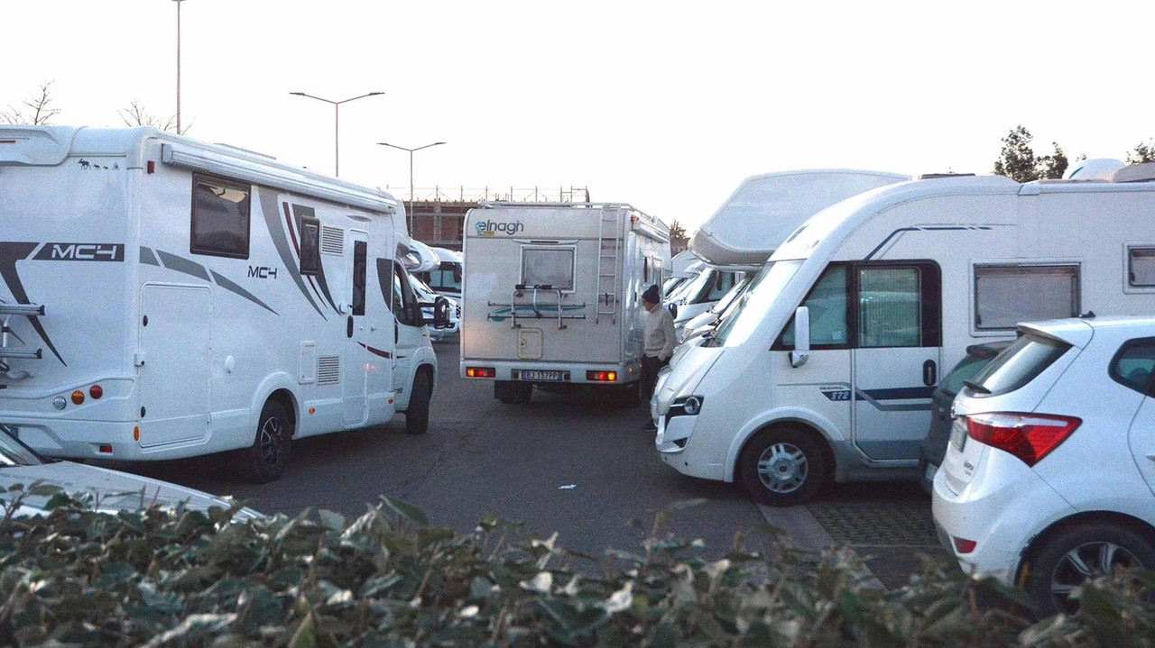 Uno spazio di sposta riservato ai camper verrà realizzato anche nella prima periferia della citta (foto di archivio)