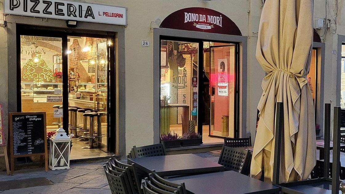 Suolo pubblico caos. La pizzeria Pellegrini “perde“ i tavolini in piazza San Michele