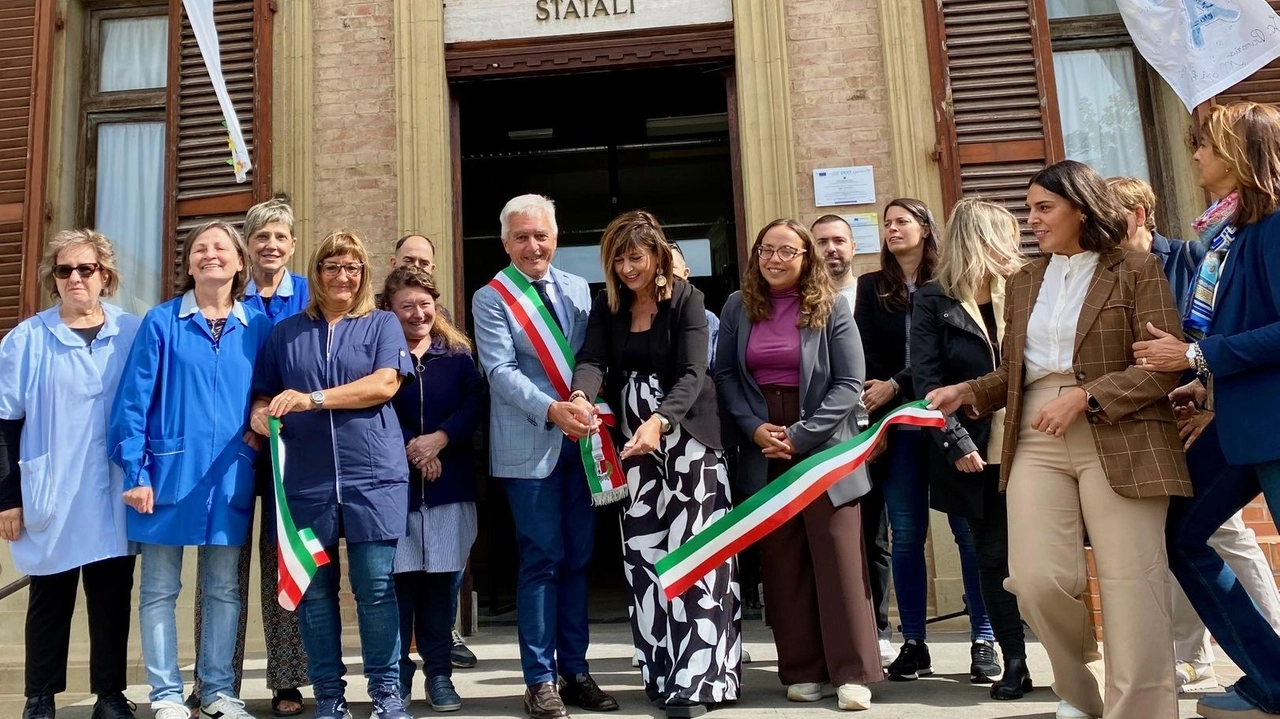 Ieri l’inaugurazione del nuovo plesso della scuola Masih a Certaldo