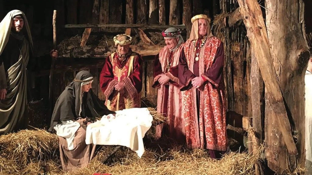 A Iolo la magia del presepe vivente. Oltre 250 figuranti e tanta passione