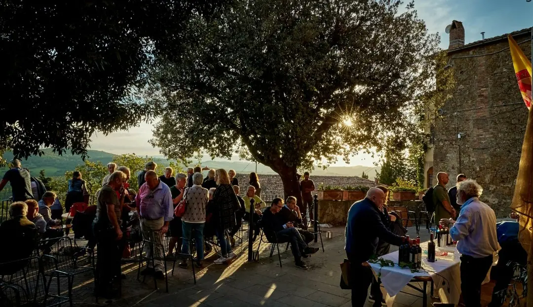 Torna la Festa dell’Olio Novo a Castelmuzio, Petroio e Trequanda