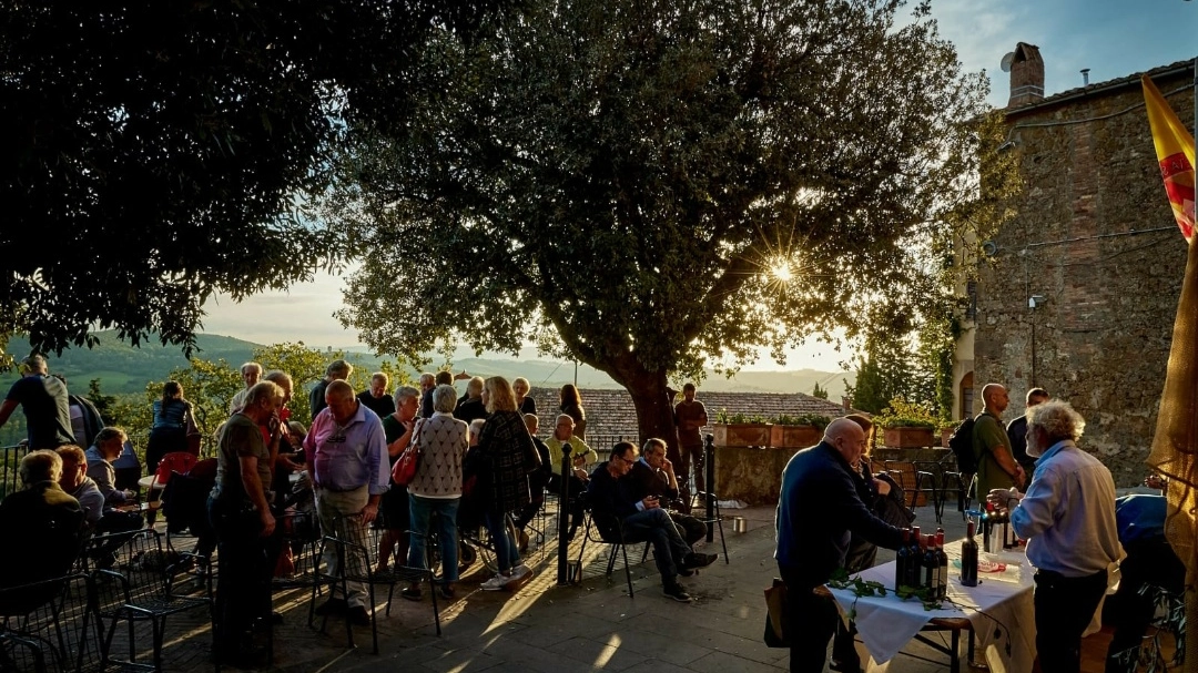 Torna la Festa dell’Olio Novo a Castelmuzio, Petroio e Trequanda