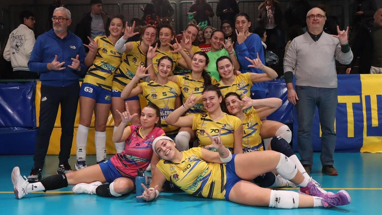 Futura Ceparana 3 Tigullio Sport 0 (25-19 / 25-19 / 31-29) FUTURA CEPARANA: Barletta, Battistini, Castagna, D’ascoli, Morghen, Quartieri, Rossi, Vocale, Pascucci Libero. All....